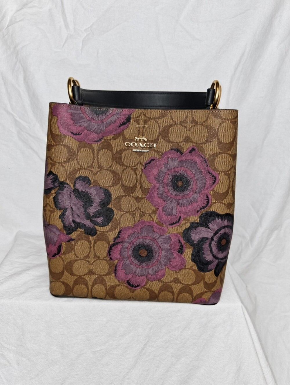 Coach x Kaffe Fassett Town Bucket Bag Purple Floral Signature Canvas C2800 Mint
